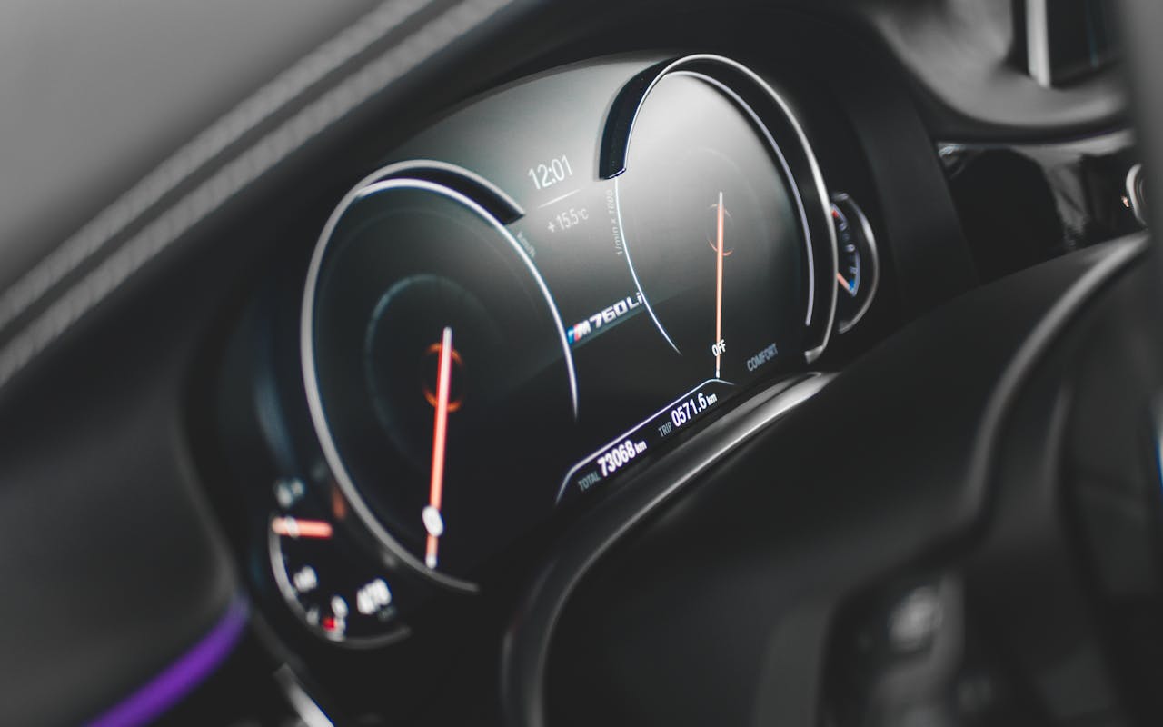 Comprendre le voyant ABS allumé et ses enjeux Auto Magazine